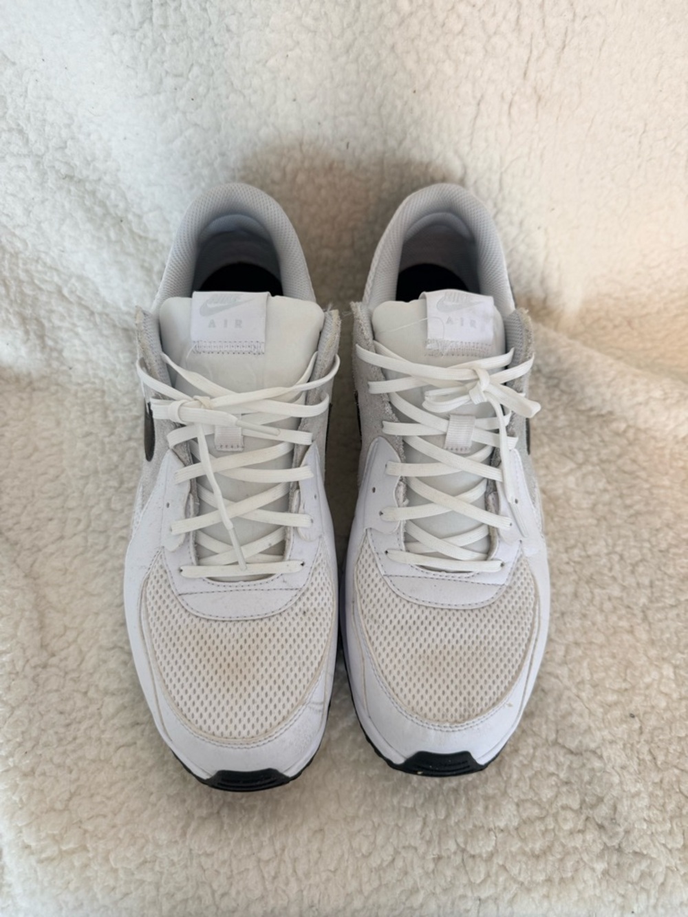 Nike White and Black Air Max